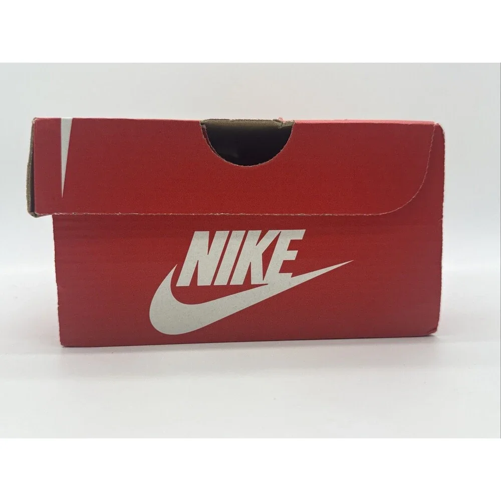 Size 7.5 - Nike Pacific Grain Black Gum W